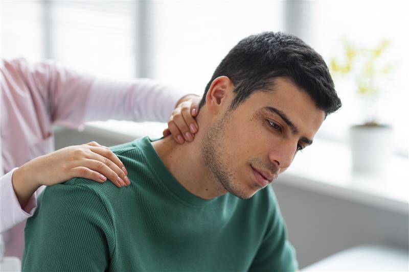 Relieve Neck Pain with Professional Physiotherapy Care in Singapore